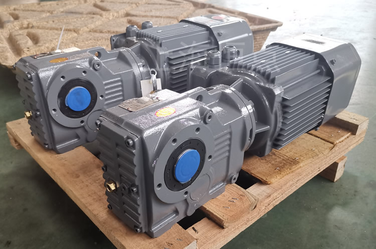 KA37系列減速機通孔輸出，配電機實物圖