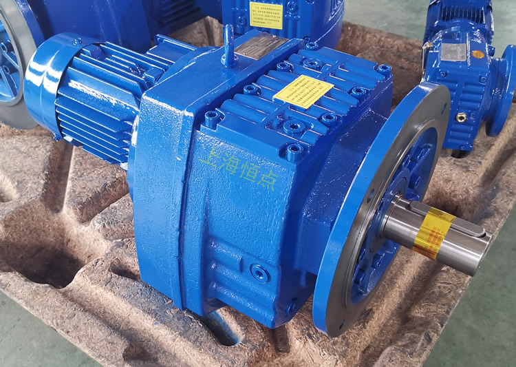 RF87減速機，立式安裝，輸入配電機，實物照片如下